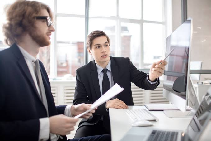 Private Investigator: Understanding the Role of Professional Investigators in Resolving Complex Cases